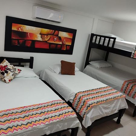Tagal Hotel Coveñas Buitenkant foto